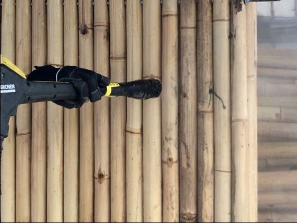 Pflege und Erhaltung von Bambuszäunen